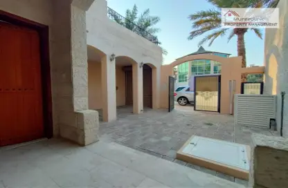 فيلا - 4 غرف نوم - 5 حمامات للايجار في حدائق المشرف - المشرف - أبوظبي