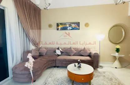 شقة - 2 غرف نوم - 2 حمامات للايجار في التعاون 3 - أبراج التعاون - الخان - الشارقة