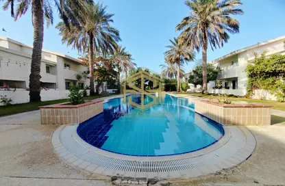 Townhouse - 4 Bedrooms - 5 Bathrooms for rent in Falcon Villas - Al Garhoud - Dubai