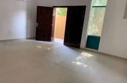 فيلا - 3 غرف نوم - 4 حمامات للايجار في منطقة المرور - أبوظبي