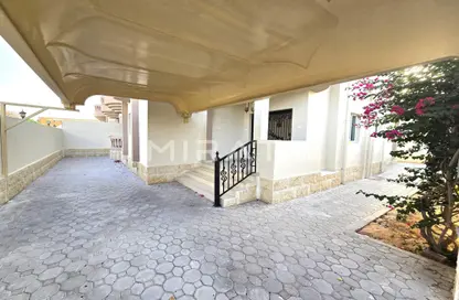 Villa - 5 Bedrooms - 5 Bathrooms for rent in Jumeirah 2 Villas - Jumeirah 2 - Jumeirah - Dubai