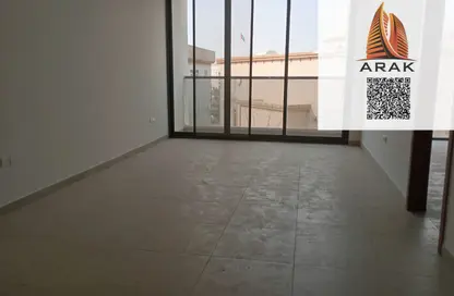 Apartment - 2 Bedrooms - 3 Bathrooms for rent in Al Jurf 1 - Al Jurf - Ajman Downtown - Ajman