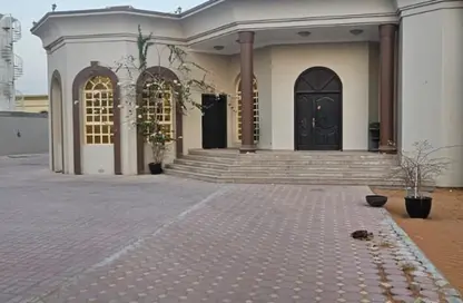فيلا - 6 غرف نوم - 5 حمامات للايجار في الظيت الجنوبي - الظيت - رأس الخيمة
