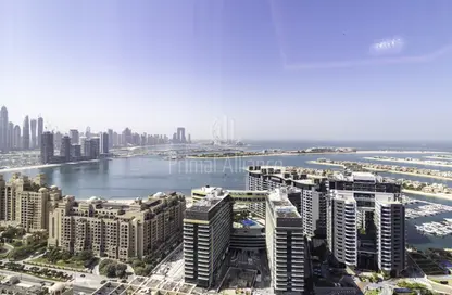 Apartment - 1 Bathroom for rent in The Palm Tower - Palm Jumeirah - Dubai