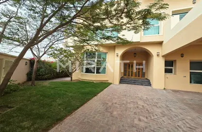 Villa - 5 Bedrooms - 6 Bathrooms for rent in Jumeirah 3 Villas - Jumeirah 3 - Jumeirah - Dubai