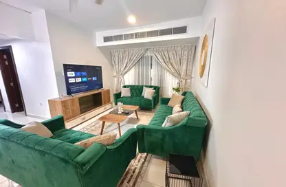 Apartment - 2 Bedrooms - 2 Bathrooms for rent in Muwailih Building - Muwaileh - Sharjah
