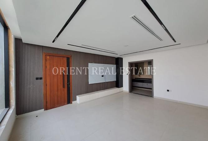 15647107 - Property Image 3