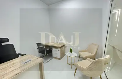 Office Space - Studio - 1 Bathroom for rent in Red Avenue - Al Garhoud - Dubai