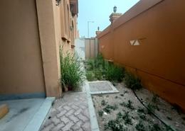 صورةتراس لـ: فيلا - 4 غرف نوم - 6 حمامات للكراء في مجمع الوزارات - خليفة بارك - الطريق الشرقي - أبوظبي, صورة 1