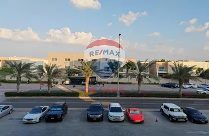 Apartment - 2 Bedrooms - 2 Bathrooms for sale in Tower 19 - Al Reef Downtown - Al Reef - Abu Dhabi