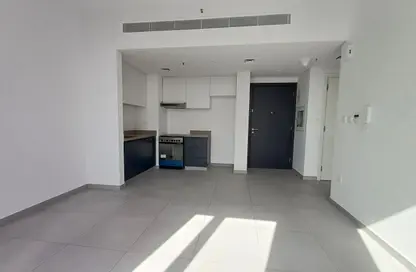 Apartment - 1 Bedroom - 1 Bathroom for rent in The Link - East Village - Aljada - Sharjah