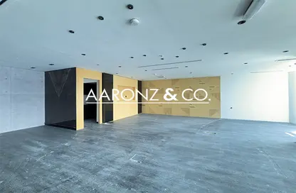 Office Space - Studio for rent in Lake Central - Business Bay - Dubai