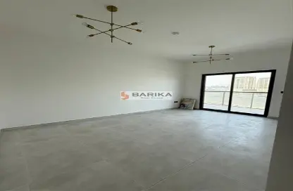 شقة - 2 غرف نوم - 2 حمامات للايجار في بنغاطي جيمز - قرية الجميرا سركل - دبي