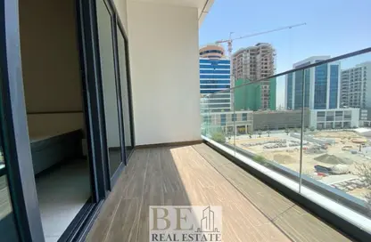 Apartment - Studio - 1 Bathroom for rent in SOL Bay - Business Bay - Dubai Apartment - Studio - 1 Bathroom for rent in SOL Bay - Business Bay - Dubai