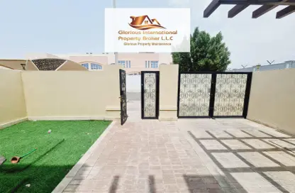 Villa - 4 Bedrooms - 5 Bathrooms for rent in Al Bateen Airport - Muroor Area - Abu Dhabi