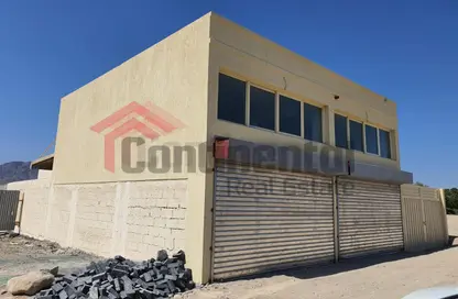 صالة عرض - استوديو - 1 حمام للبيع في منطقة كلباء الصناعية - كلباء - الشارقة
