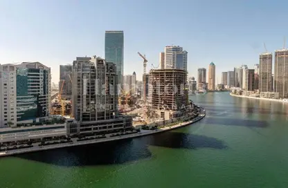 Apartment - Studio - 1 Bathroom for rent in Damac Maison Prive B - Damac Maison Prive - Business Bay - Dubai