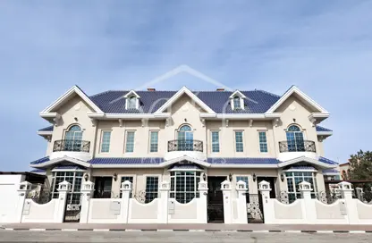 Villa - 4 Bedrooms - 5 Bathrooms for sale in Mirdif Villas - Mirdif - Dubai