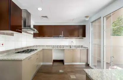 Villa - 3 Bedrooms - 4 Bathrooms for rent in Springs 6 - The Springs - Dubai