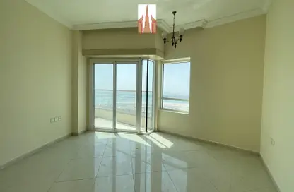 Apartment - 3 Bedrooms - 4 Bathrooms for rent in Al Sondos Tower - Al Khan Lagoon - Al Khan - Sharjah