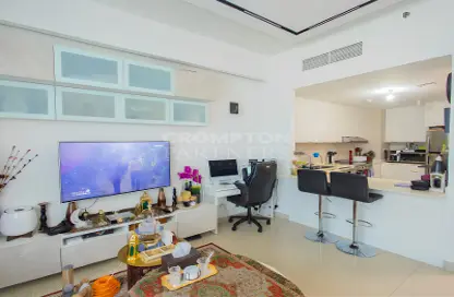 Apartment - 3 Bedrooms - 5 Bathrooms for sale in Sigma Towers - City Of Lights - Al Reem Island - Abu Dhabi