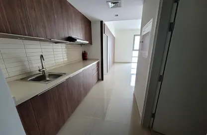 Apartment - 1 Bathroom for rent in Uptown Al Zahia - Sharjah
