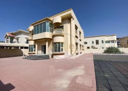 Outdoor Building image for: Villa - 4 bathrooms for rent in Umm Suqeim 2 - Umm Suqeim - Dubai, Image 1