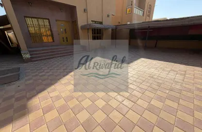 Villa - 4 Bedrooms - 5 Bathrooms for rent in Al Mowaihat 3 - Al Mowaihat - Ajman