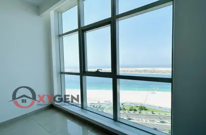 Apartment - 2 Bedrooms - 3 Bathrooms for rent in Corniche View Tower - Corniche Road - Abu Dhabi