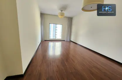 Apartment - 1 Bedroom - 2 Bathrooms for rent in Green Lakes Towers - JLT Cluster S - Jumeirah Lake Towers - Dubai