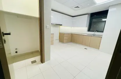 Apartment - 2 Bedrooms - 3 Bathrooms for rent in Jumeirah Garden City - Al Satwa - Dubai