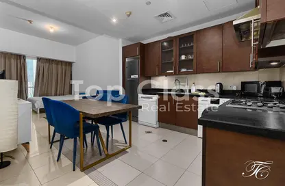 شقة - 1 حمام للايجار في برج وارف الغربي - الخليج التجاري - دبي