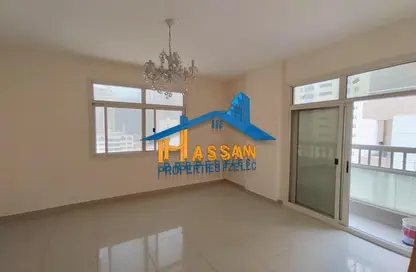 Apartment - 3 Bedrooms - 3 Bathrooms for rent in Pearl Tower - Al Khan - Sharjah