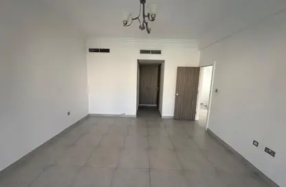 Villa - 3 Bedrooms - 4 Bathrooms for rent in Umm Suqeim - Dubai