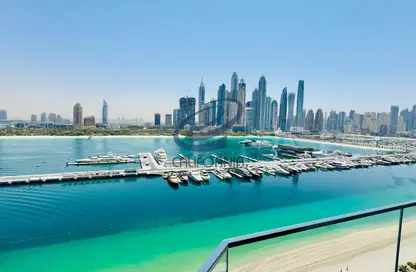 Apartment - 2 Bedrooms - 2 Bathrooms for rent in Palace Beach Residence - EMAAR Beachfront - Dubai Harbour - Dubai