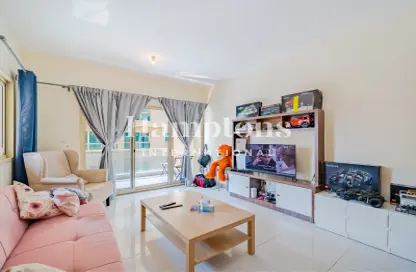 Apartment - 2 Bedrooms - 2 Bathrooms for sale in Al Dhafra 2 - Al Dhafra - Greens - Dubai