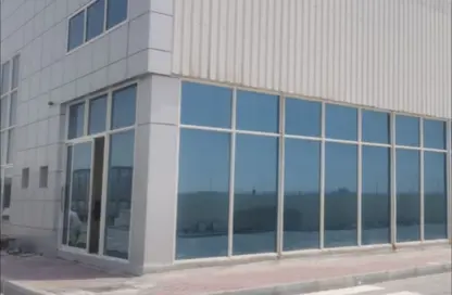 Shop - Studio - 1 Bathroom for rent in Mussafah Industrial Area - Mussafah - Abu Dhabi