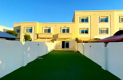 Apartment - 2 Bedrooms - 3 Bathrooms for rent in Arabian Style - Al Reef Villas - Al Reef - Abu Dhabi
