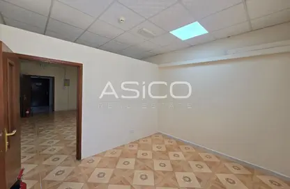 Office Space - Studio for rent in Sultan Abu Hail 1 - Abu Hail - Deira - Dubai