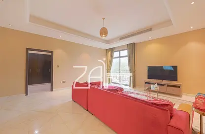 Villa - 6 Bedrooms - 7 Bathrooms for rent in Shakhbout City - Abu Dhabi
