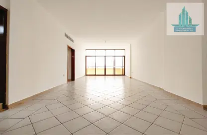 شقة - 2 غرف نوم - 2 حمامات للايجار في شارع حمدان - أبوظبي