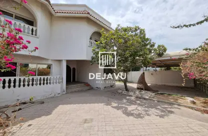 Villa - 4 Bedrooms - 4 Bathrooms for rent in Al Manara - Dubai