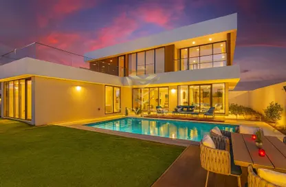 Villa - 5 Bedrooms - 7 Bathrooms for sale in Sharjah Garden City - Sharjah