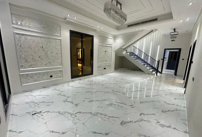 16061307 - Property Image 2