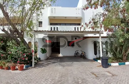 Villa - 4 Bedrooms - 4 Bathrooms for rent in Al Karamah - Abu Dhabi