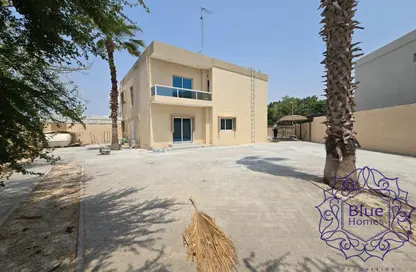 فيلا - 4 غرف نوم - 4 حمامات للايجار في الجزّات - ضاحية الرقة - الشارقة