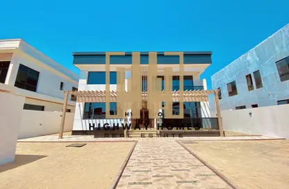 Villa - 6 Bedrooms - 7 Bathrooms for sale in Al Hooshi Villas - Hoshi - Al Badie - Sharjah