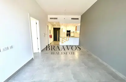 Apartment - 1 Bedroom - 2 Bathrooms for rent in Lucky 1 Residence - Jumeirah Village Circle - Dubai