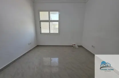 Apartment - Studio - 1 Bathroom for rent in Shakhbout City - Abu Dhabi