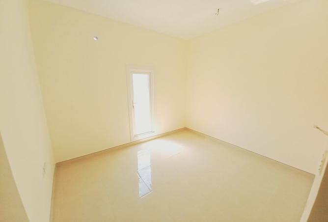 15572003 - Property Image 3